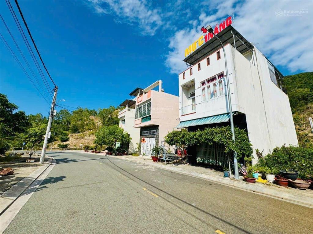 Bán đất mặt tiền, mặt đường nhựa 13m, tdc hòn rớ 2, nha trang, khánh hòa