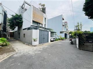 Hàng hiếm! lô đất đẹp sát mặt tiền đường số 6 ! diện tích vuông đẹp ! xây dựng hoàn công đủ!
