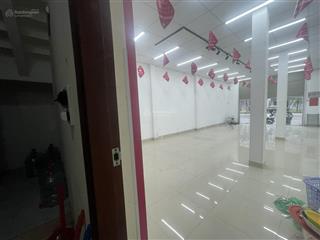 Cho thuê nhà 2 tầng mt đường lớn khuê trung cẩm lê! bề ngang 6m. dt 150m2 ngang 6,5m x 2 tầng