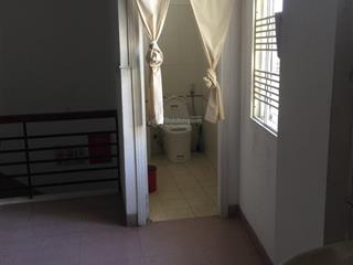 Cho thuê nhà 5 tầng mt gần đống đa ! giá 21tr/ tháng
dt 60m x 5 tầng
công năng 6ph,6wc