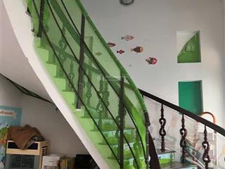 Cho thuê nhà 2 tầng mt đường lớn nại hiên đông! sơn trà. giá 30 tr/tháng, dt đất 247 m2