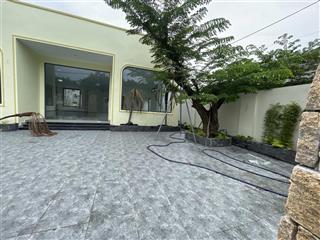 Cho thuê mb có sân rộng rãi đường lớn ! hoà hải , ngũ hành sơn
giá 40tr
dt 330m ngang 12m