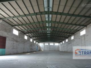 Strans cho thuê kho phân bón mặt tiền xn gần ngã 4 thủ đức, diện tích từ 2000  3000m2, giá tốt.