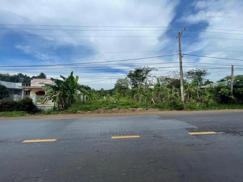 Chính chủ cần bán lô đất mặt tiền đường đt 765, ngang 12m. hh 2% cho ace mg. 0905 522 ***