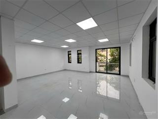 Chính chủ cho thuê nhà 160m2 hoàn thiện cơ bản cả nhà giá 25tr/tháng  0962 297 ***