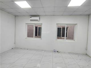 Cho thuê nhà hoàn thiện nguyên căn full điều hoà trục chính đường to giá 25tr/tháng
