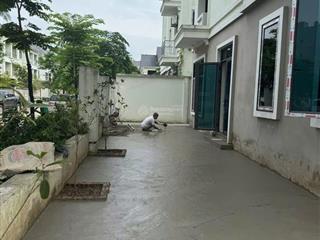 Cho thuê biệt thự song lập khu d geleximco  giá 15tr hoàn thiện cơ bản 096