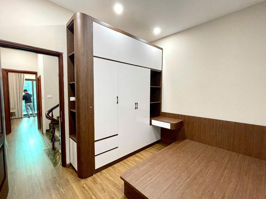 BÁN NHÀ ĐẸP KHƯƠNG ĐÌNH – THANH XUÂN | 45M² X 4 TẦNG | 11.6 TỶ | FULL NỘI THẤT – 2 THOÁNG – CÓ BAN CÔNG