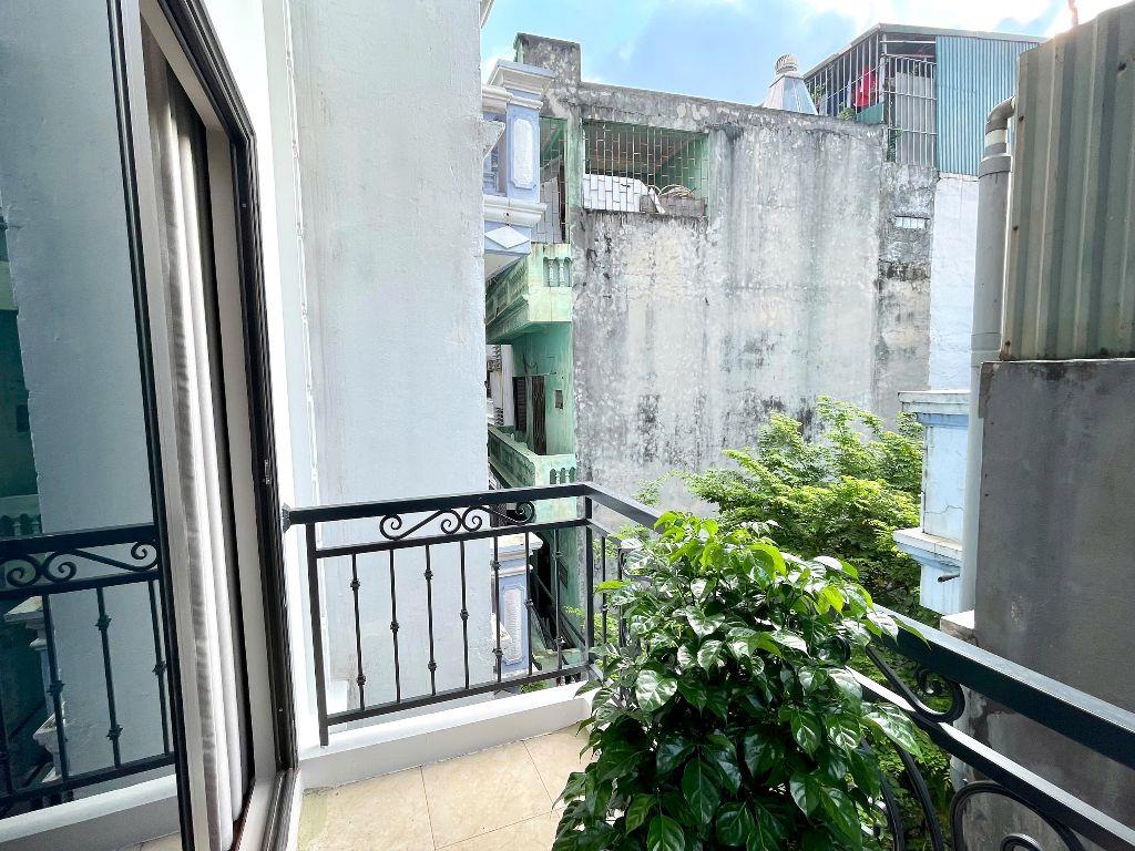BÁN NHÀ ĐẸP KHƯƠNG ĐÌNH – THANH XUÂN | 45M² X 4 TẦNG | 11.6 TỶ | FULL NỘI THẤT – 2 THOÁNG – CÓ BAN CÔNG