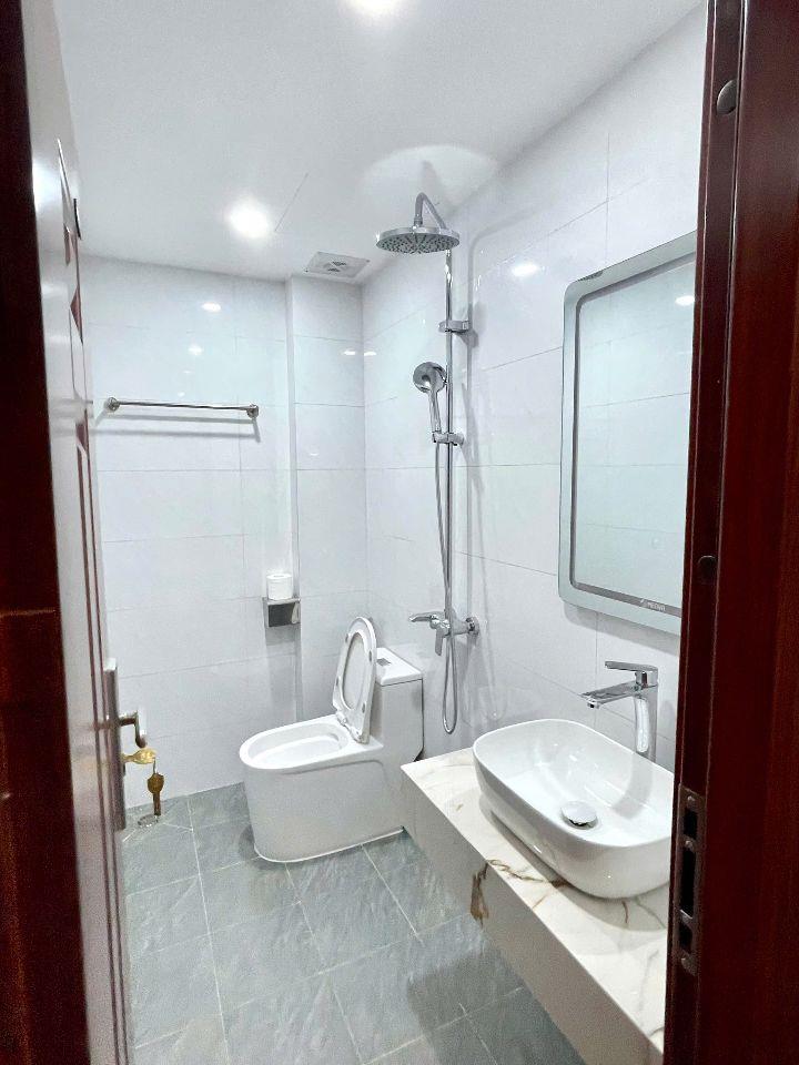 BÁN NHÀ ĐẸP KHƯƠNG ĐÌNH – THANH XUÂN | 45M² X 4 TẦNG | 11.6 TỶ | FULL NỘI THẤT – 2 THOÁNG – CÓ BAN CÔNG