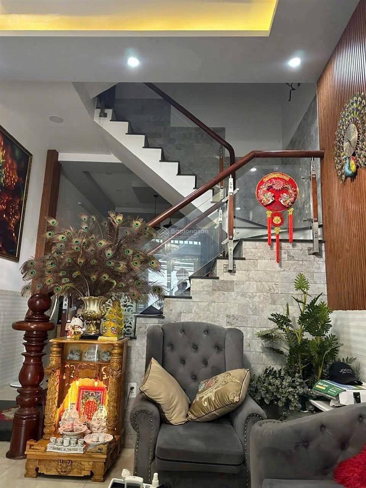 Nhà hẻm 6m xe hơi  nguyễn sơn, gần ngã tư thoại ngọc hầu  3 lầu st 4x16m  giá 7tỷ  0936 999 ***