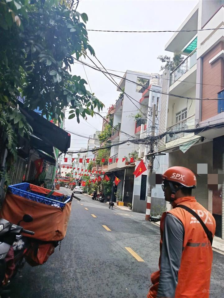 Nhà nát tiện xây mới lũy bán bích dt 4x14 cn 56m2 đường nhựa 8m thông gía 6.3 tỷ tl  0936 999 ***