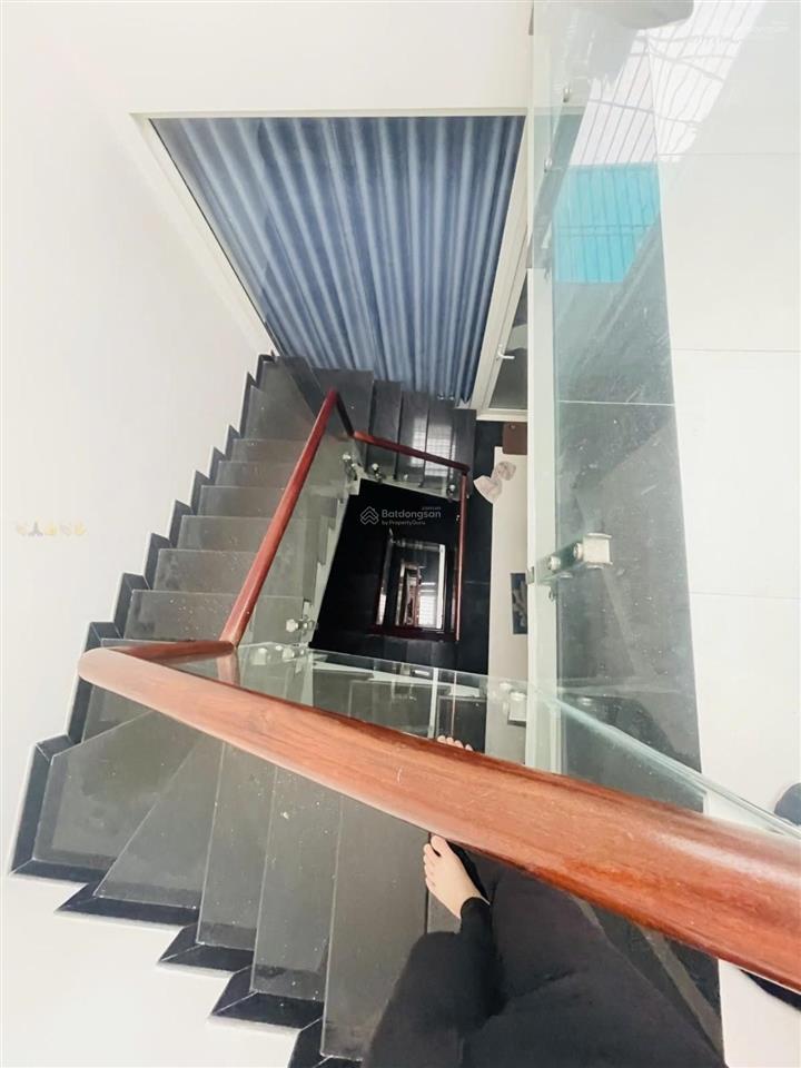 Hot nhà mới hẻm nhựa 7m xe hơi 4 x 12m 4 tầng sân thượng 4pn 4wc, giá chỉ 6.4 tỷ  0936 999 ***