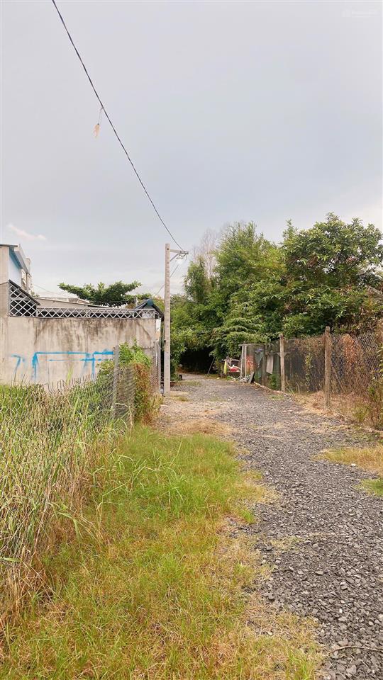 Bán lô 64m  2,6 tỷ còn thương lượng, đường ô tô rẻ nhất khu vực bình chiểu thủ đức.