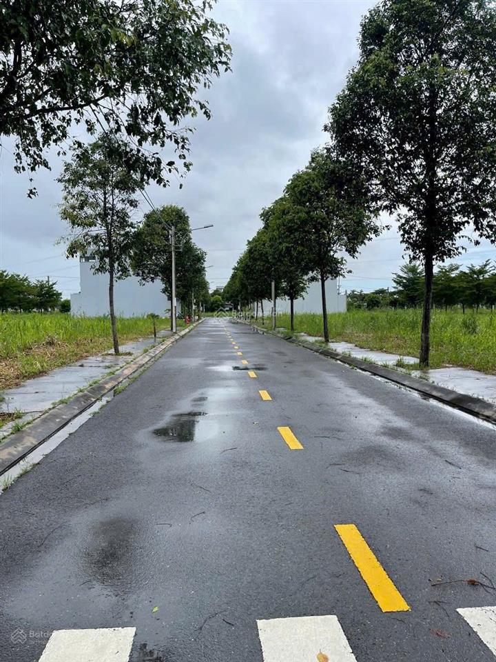 Dự án saigon village đường lớn lộ giới 15. giá chỉ 2tỷ090. dt 80m2. sổ hồng