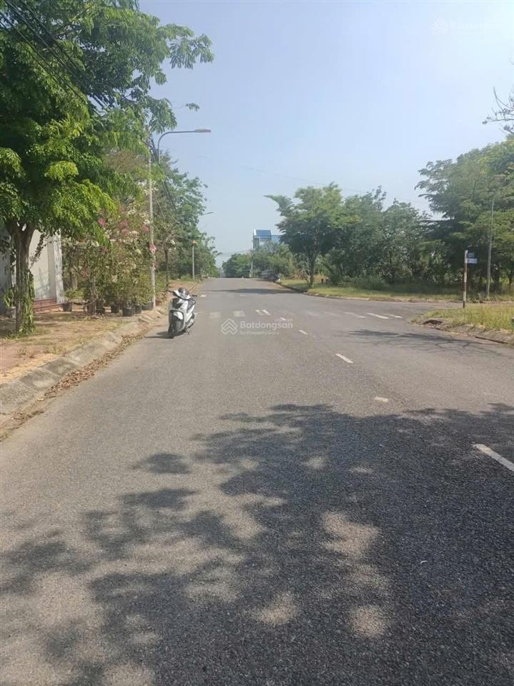 Khu dân cư thái sơn t&t nền đường lớn lộ giới 16m. giá bao tốt chỉ  2tỷ350. dt 100m2. sổ hồng