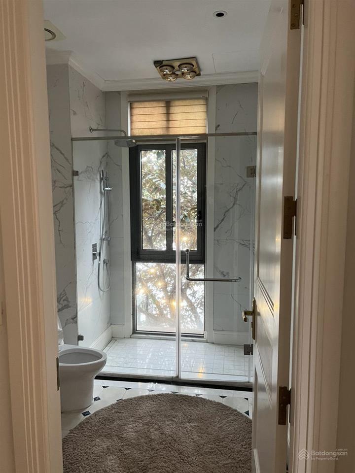 Cho thuê bt 96m2 tại vinhomes the harmony, long biên, gần trường vinschool và hồ 12ha. giá 33 tr