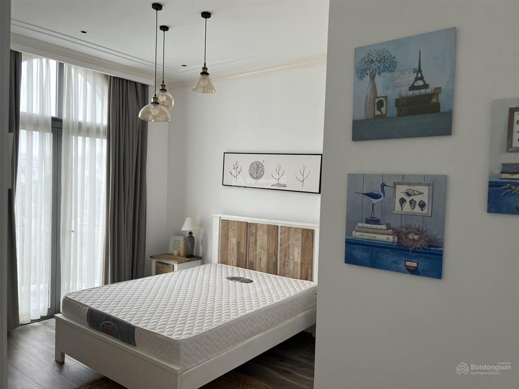 Cho thuê bt 96m2 tại vinhomes the harmony, long biên, gần trường vinschool và hồ 12ha. giá 33 tr