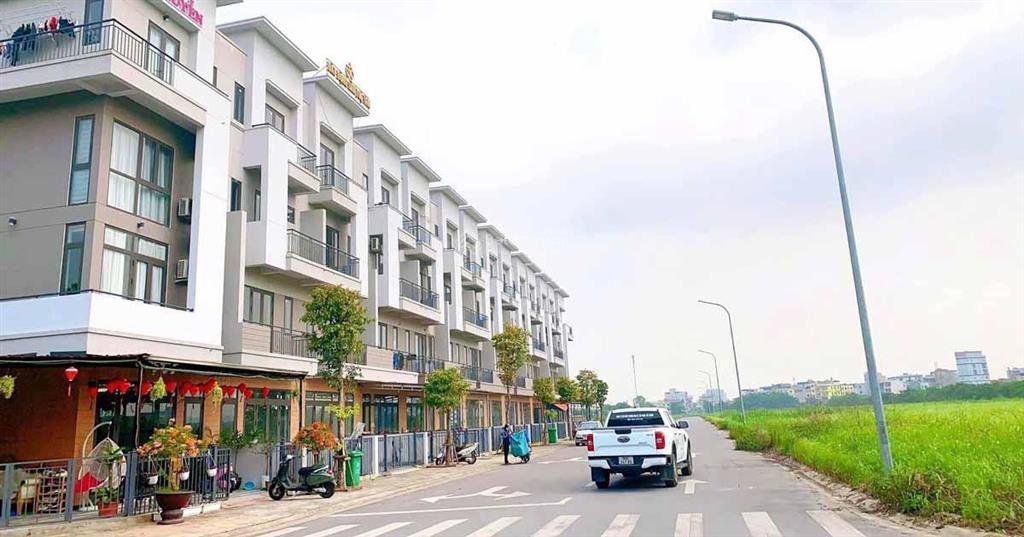 Bán gấp shophouse sh1 centa diamond  view trực diện chung cư  giá 6 tỷ xx