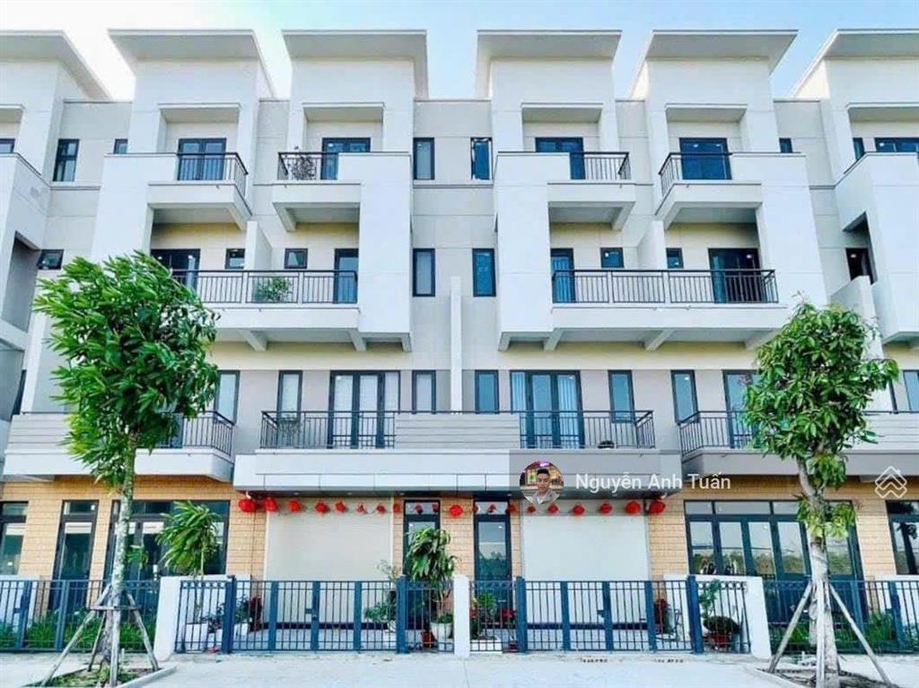 Bán gấp shophouse sh1 centa diamond  view trực diện chung cư  giá 6 tỷ xx