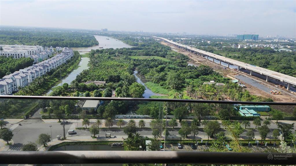 3 căn 2pn suất ngoại giao masterise homes chỉ từ 4,5 tỷ.  0906 806 ***