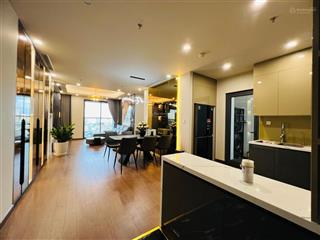 Hiếm mipec, căn 95m2 3pn tầng trung view thoáng giá 9,3 tỷ.  0911 717 ***