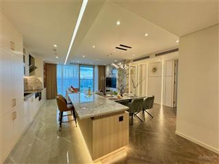 Golden park  bán căn góc hoa hậu hiếm 115m2 3pn. tầng trung view thoáng.  0911 717 ***