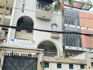 Biệt thự trường sơn q10 ngay công viên lê thị riêng. công nhân 150m2 giá 43 tỷ