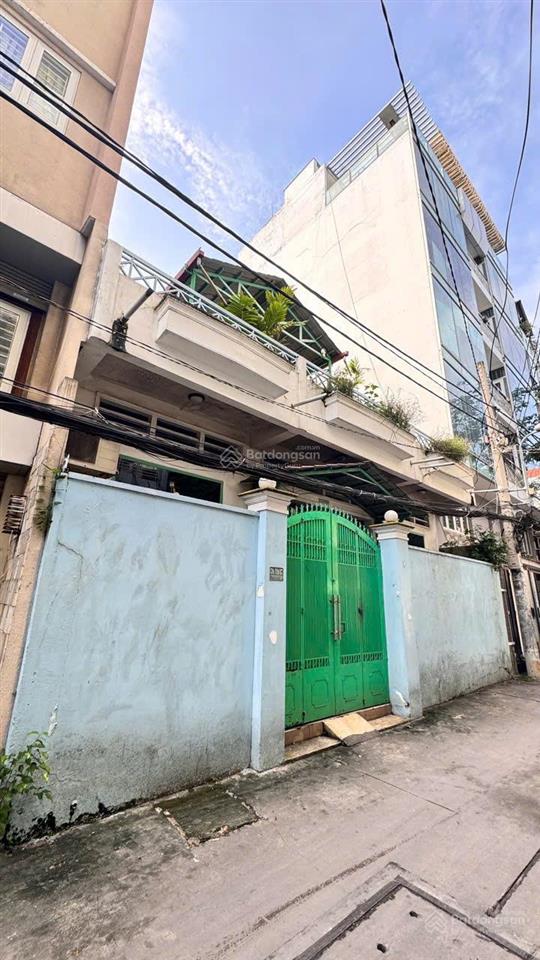 Bán nhà hxh thành thái q10, dt 10x12m, cấp 4 tiện xây biệt thự mini giá 20 tỷ.