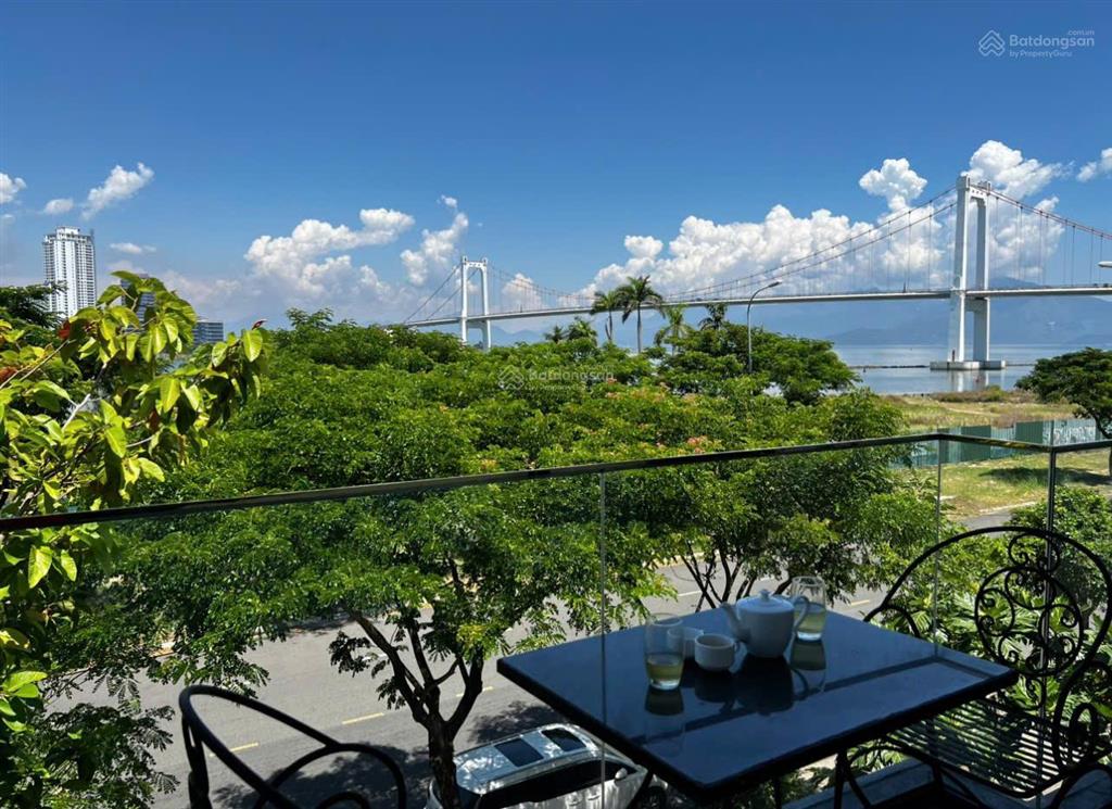 Chính chủ cần gấp cho con đi du học cần bán nhanh nhà mặt tiền lê văn duyệt, đối diện sun symphony