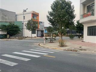 Bán đất tại đt 742, vĩnh tân, tân uyên, bình dương, 1,1tỷ, 70m2 công chứng sang tên ngay