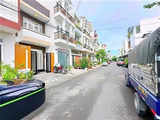Nhà lầu mới đẹp 4,65 tỷ, đường số 6, kdc đại học y dược cần thơ, tp cần thơ