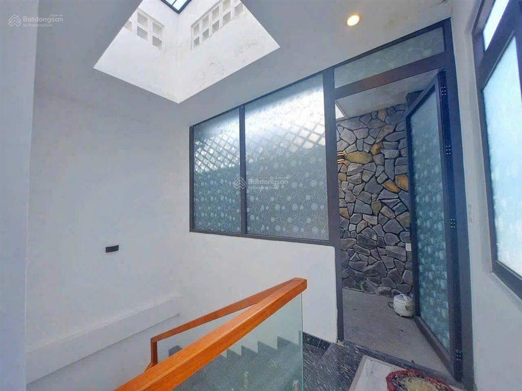 Bán nhà 23,8 tỷ 1 trệt 2 lầu mặt tiền mậu thân  cách chợ xuân khánh 100m, q ninh kiều, tp cần thơ