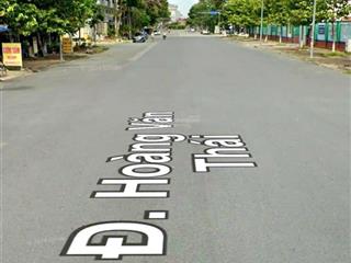 Lô 4 nền hiếm  góc 2 mặt tiền đường hoàng văn thái & b13 (thông ra quốc lộ)  kdc hưng phú, tp ct