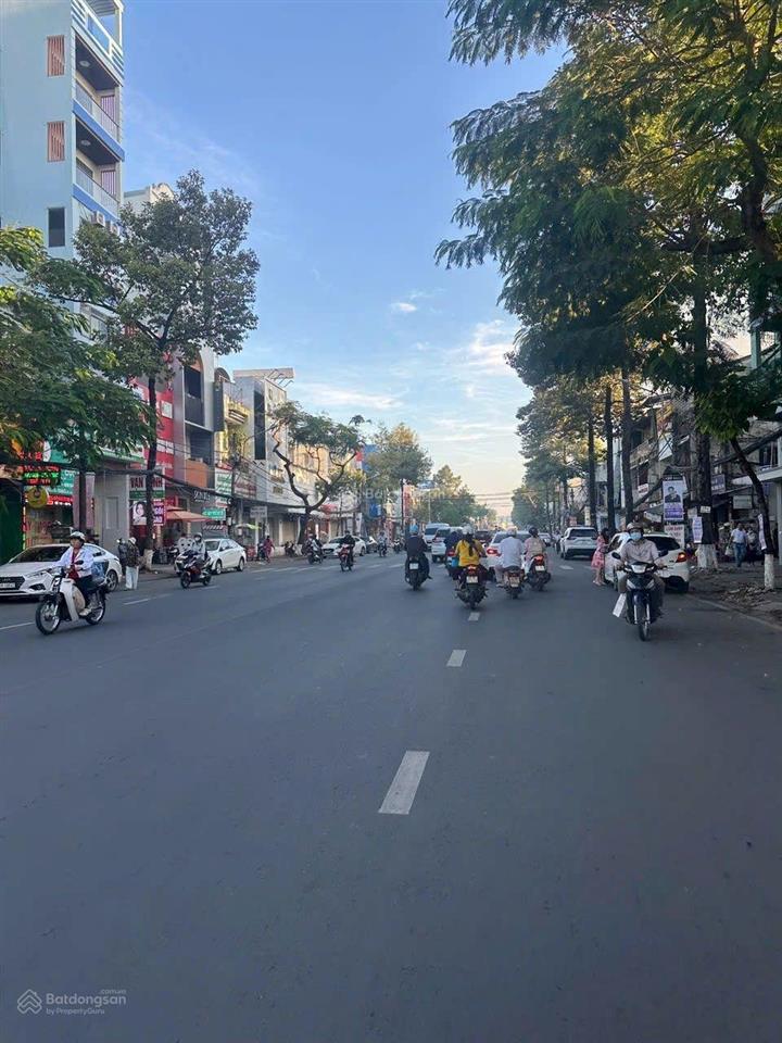 Bán nhà 21,5 tỷ mặt tiền đường trần hưng đạo, phường thới bình, quận ninh kiều, thành phố cần thơ