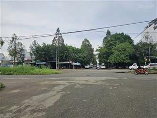 Cặp nền góc 302,5m2 (đường xuân hồng và đường số 5), ktđc hai bên đường nguyễn văn cừ  cần thơ