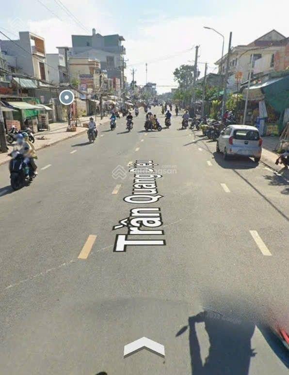 Nhà mặt tiền đường trần quang diệu 7,28 tỷ gần ngã ba đèn xanh đỏ, trung tâm tp cần thơ