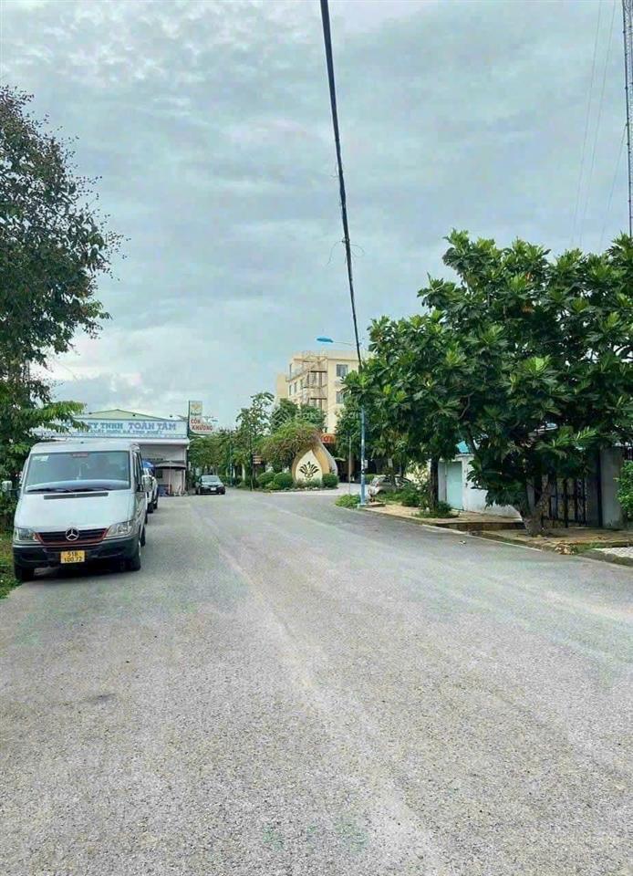 Bán nền biệt thự  đường nguyễn hữu cầu  khu biệt thự cồn khương 560m2 20 tỷ