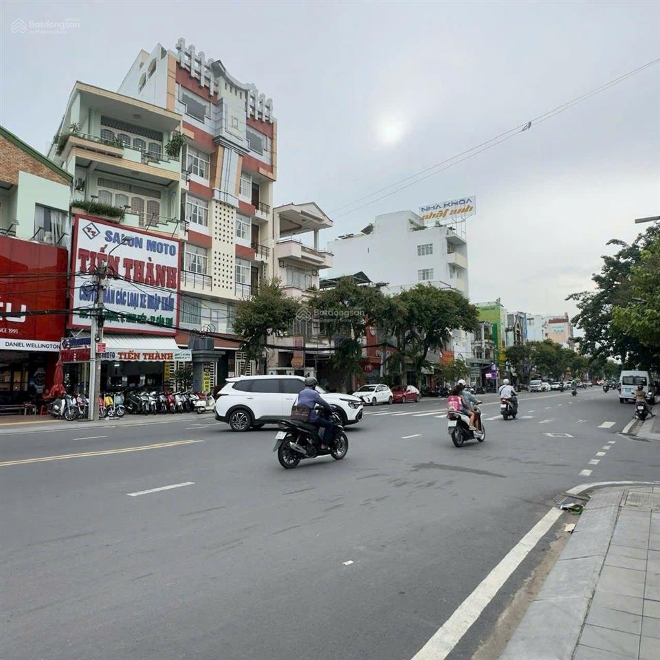 Nhà mặt tiền 10 tỷ đường nguyễn thần hiến cặp hông có mương hở 1,3m thoáng mát, tp. cần thơ