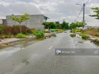 Bella vista bên em đang có nền t828 dt 5x20 đường 14m ngay trung tâm