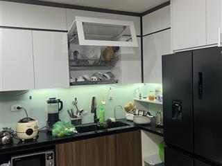 Chính chủ cần bán căn hộ chung cư vov mễ trì. căn góc 74m2, 2pn, 1vs, 2 ban công. sổ đỏ chính chủ.