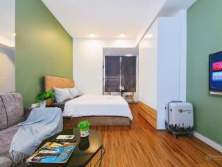 Bán căn hộ studio river gate 26m2, full nội thất view thoáng giá 2.6 tỷ.