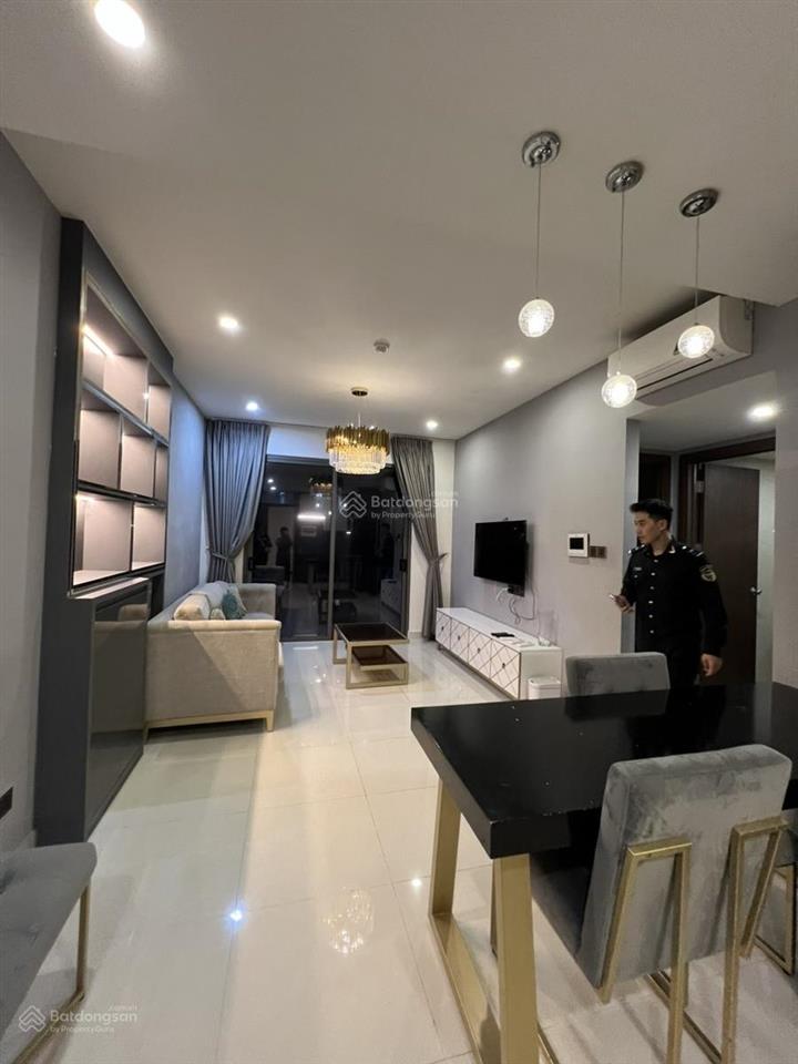 Cho thuê nhanh căn 2pn saigon royal 53 m² giá tốt nhất thị trường chỉ 18tr/tháng