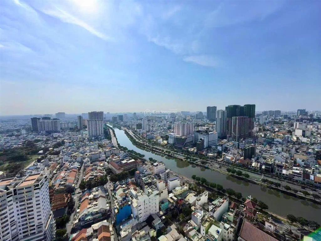 Bán siêu phẩm river gate 2pn 2wc, 74m2, vị trí vàng sát cạnh quận 1 với giá tốt nhất thị trường.