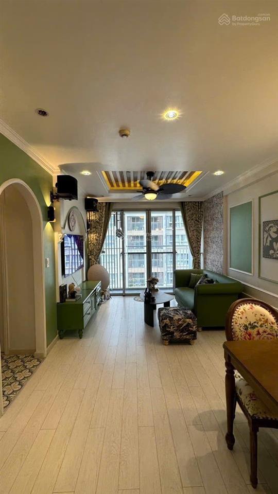 Cần bán nhanh căn hộ scenic valley diện tích 80m2 có ô xe full nội thất giá tốt 7,6 tỷ thương lượng