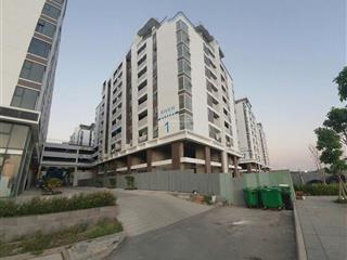 Mở bán block c view sông block cuối cùng em đang giữ 1 số căn vị trí đẹp  a/c nhu cầu l/h em ạ