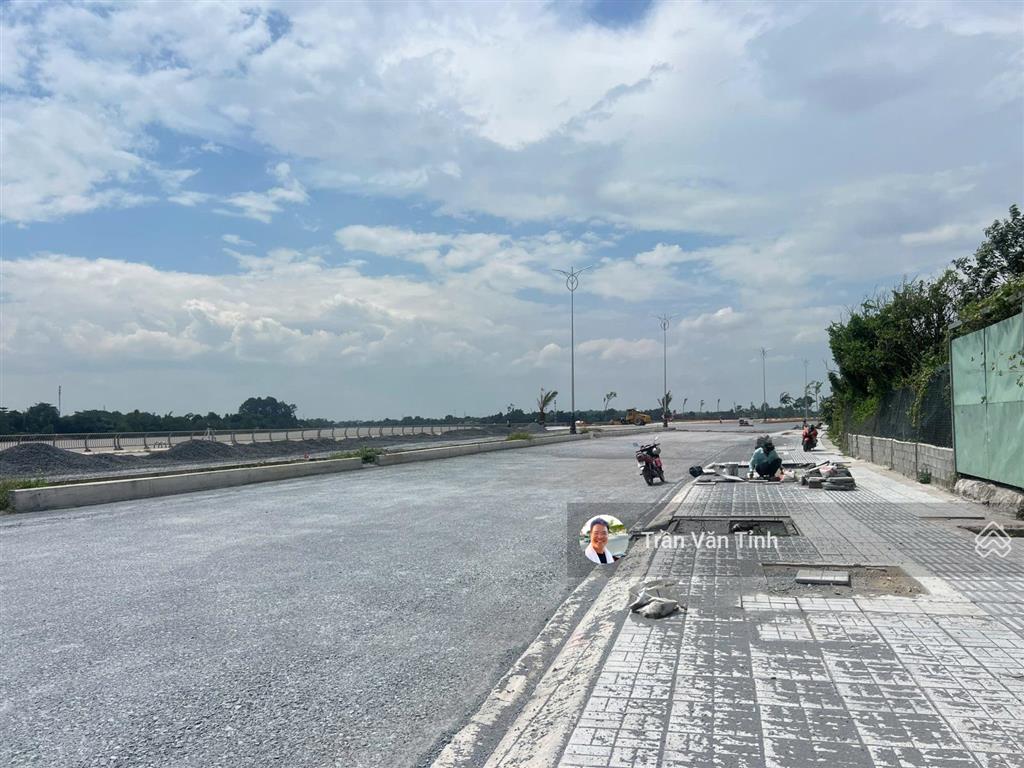 Bán lô góc 3 mặt tiền thông thoáng trục bờ kè bửu long, biên hòa, giá chỉ 7 tỷ