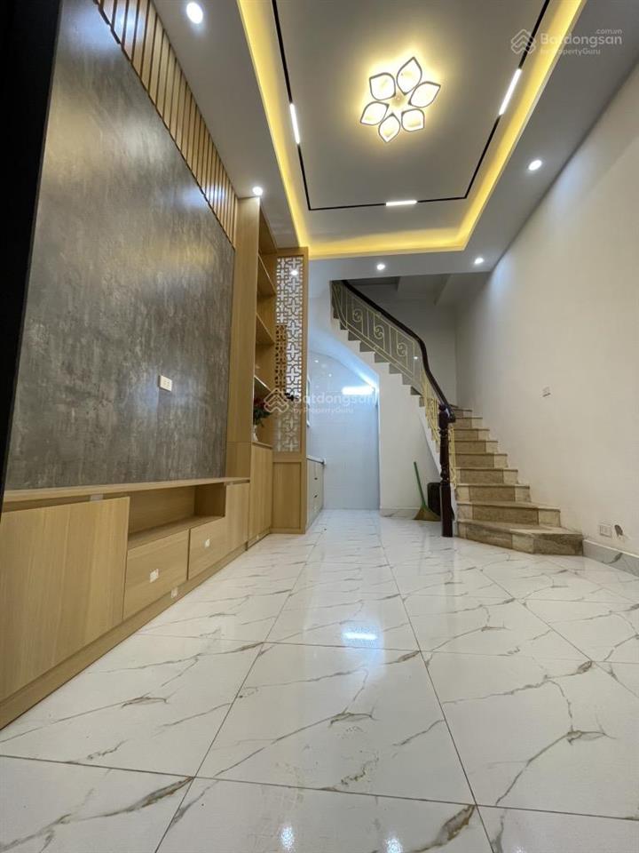 Bán căn nhà ngõ 3 gác 26m2 1 ngoặt ra phố ngọc hà giá 6,7 tỷ