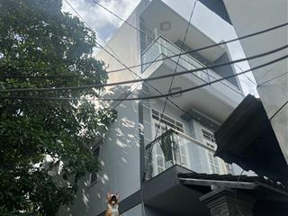 Chính chủ nhà 1 trệt 2 lầu sân thượng. hẻm 499 quang trung, p10. dt 4 x 12m. giá 6.5 tỷ