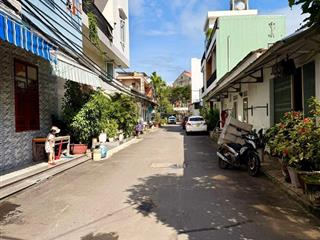 Nhà kiệt ô tô đổ nhựa 5m giá chỉ 3tyxx